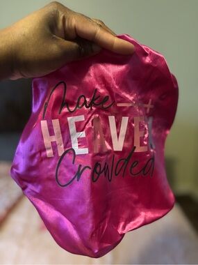 Heaven Crowded Satin Hair Bonnet - Hot Pink